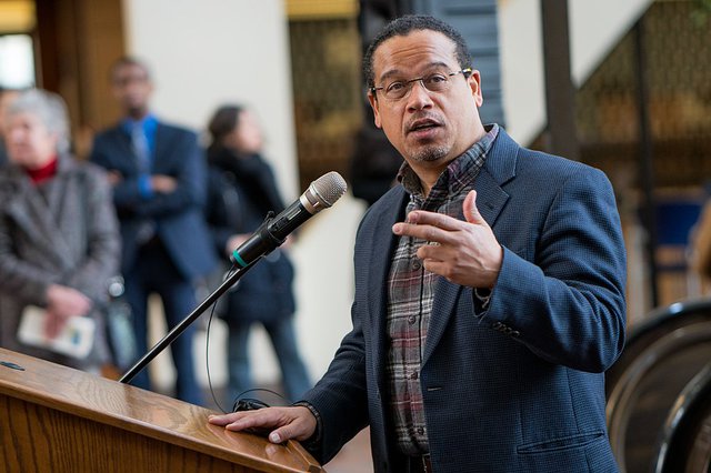1024px-Representative_Keith_Ellison_speaking_in_support_of_DACA_at_Hennepin_County_Government_Center_Minneapolis,_MN_(38853963404) (1).jpg