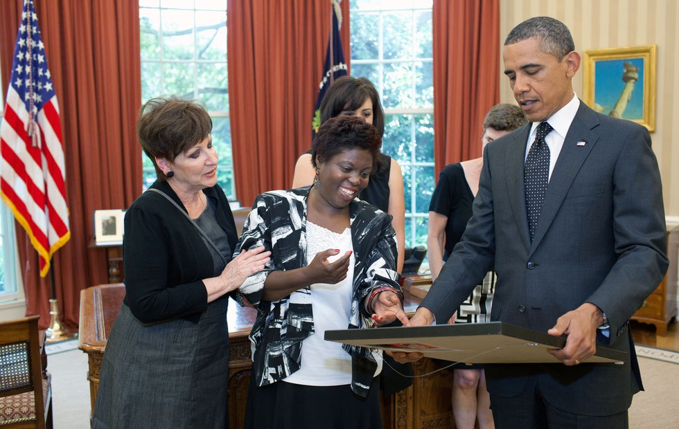 Lois Curtis and President Obama.jpg
