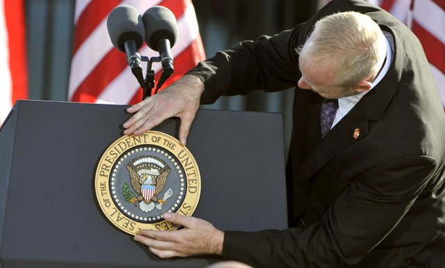 The_presidential_seal_is_placed_on_a_lectern_before_a_ceremony_at_the_Pentagon_Memorial_Sept_120911-D-NI589-237.jpeg