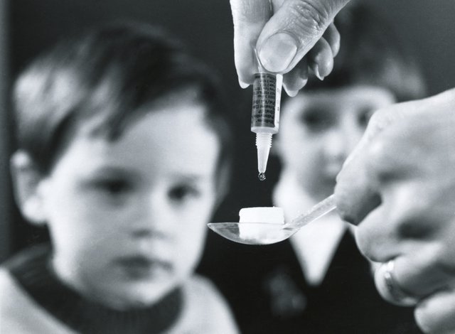 L0033971 Wellcome polio vaccine