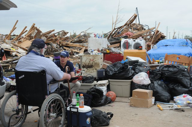 MooreOklahomaTornado2013.jpg