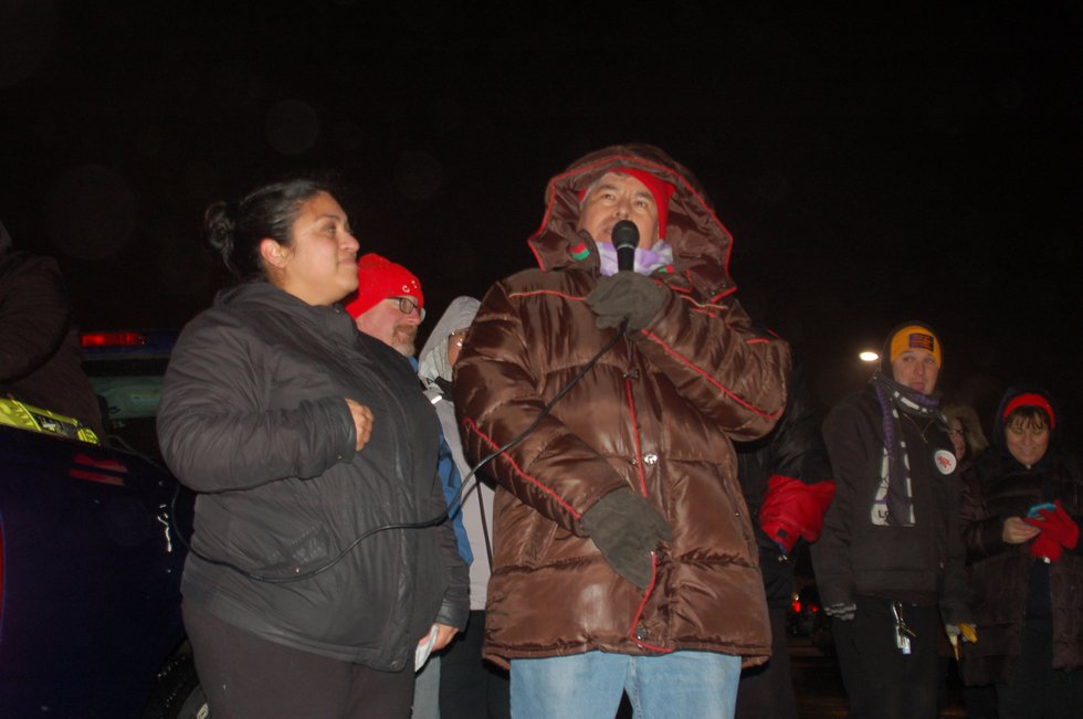 Retail Janitors J20 Luciano speaking to crowd.jpg